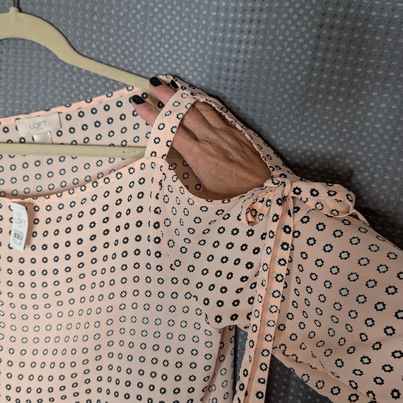 Peach Off-Shoulder Top - Picture 2 of 4